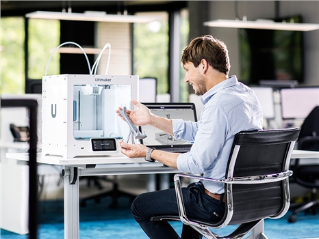 Ultimaker S3 3D Printer in office