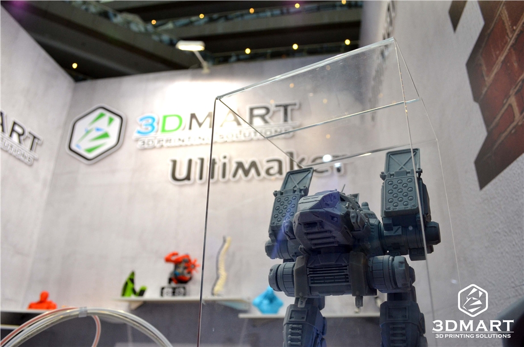 3DMART in 2017 Computex 展覽期間 DWS XFAB製作機器人
