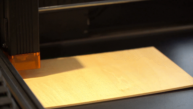 Lazervida 10W 二極體雷射雕刻機對焦