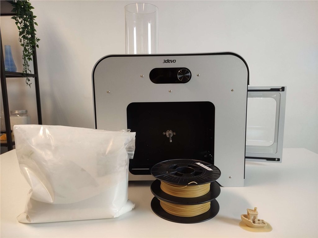 使用線軸和 Filament Maker One 回收 SLS 粉末